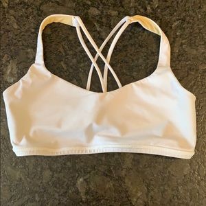 Lululemon Free to be bra. Size 6. No pads. IUC.